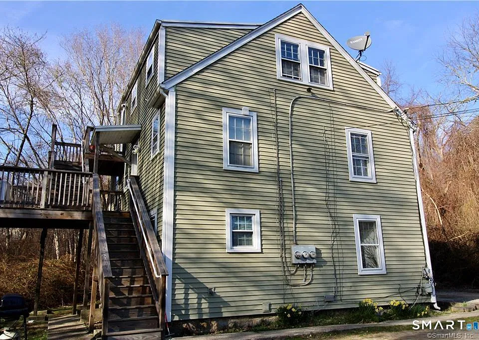 15 Mellow Ct #2