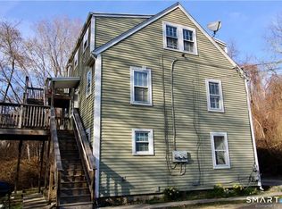 15 Mellow Ct #2, Pawcatuck, CT 06379