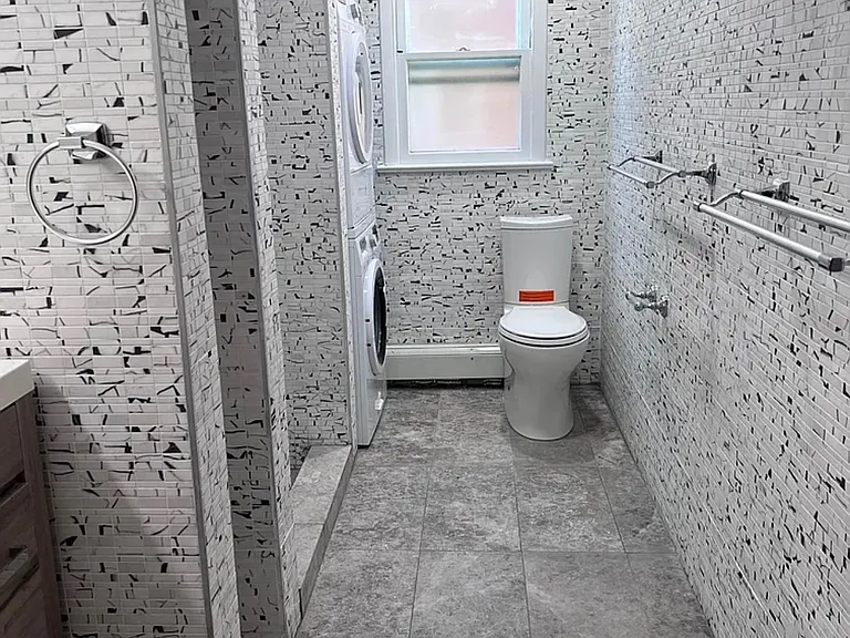 24 E Webster Ave #1 — Photo 3