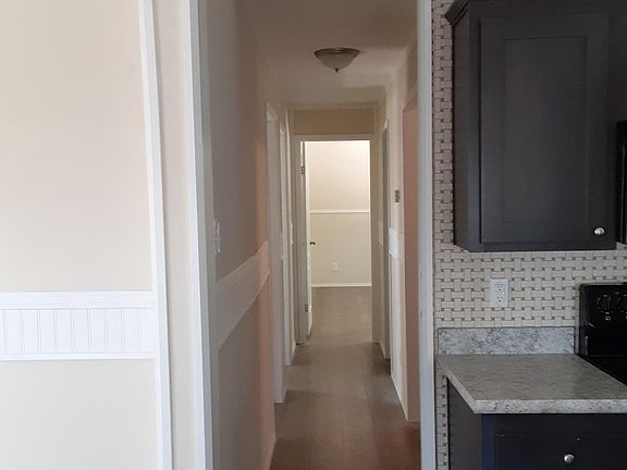 5th image of 1800 E Graves Ave #141