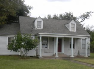 520 Speed St, Wharton, TX 77488