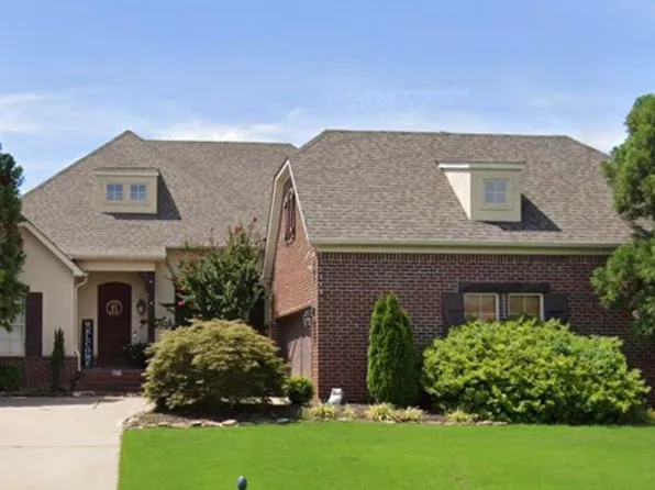 877 Cordoba Dr, Conway, AR 72034