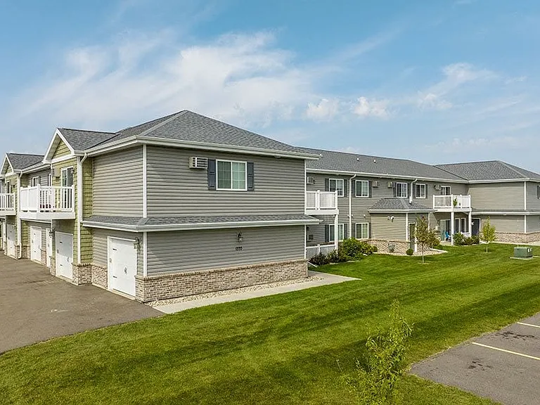 PLEASANT DRIVE ESTATES — Photo 14