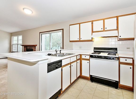 5th image of 4538 Vista Dr
