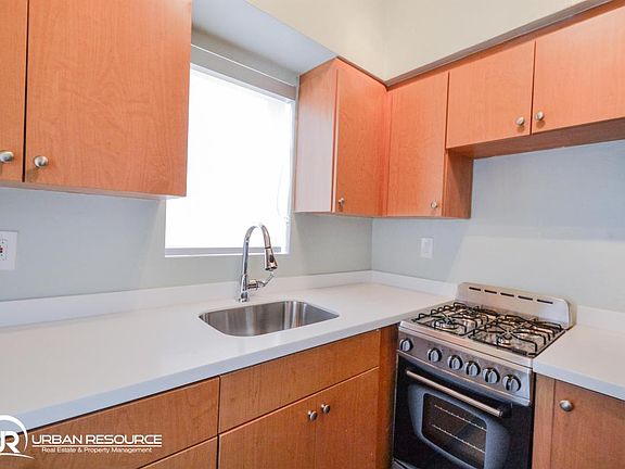 5th image of 710 Meridian Ave APT 14