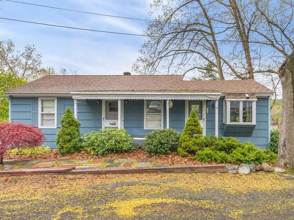 75 Dale St, Methuen, MA 01844