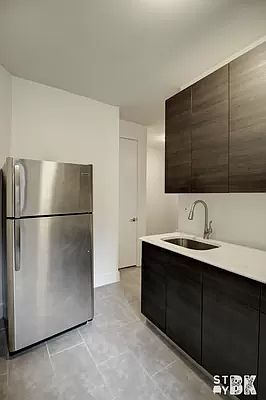 5th image of 400 Clinton Ave #2R
