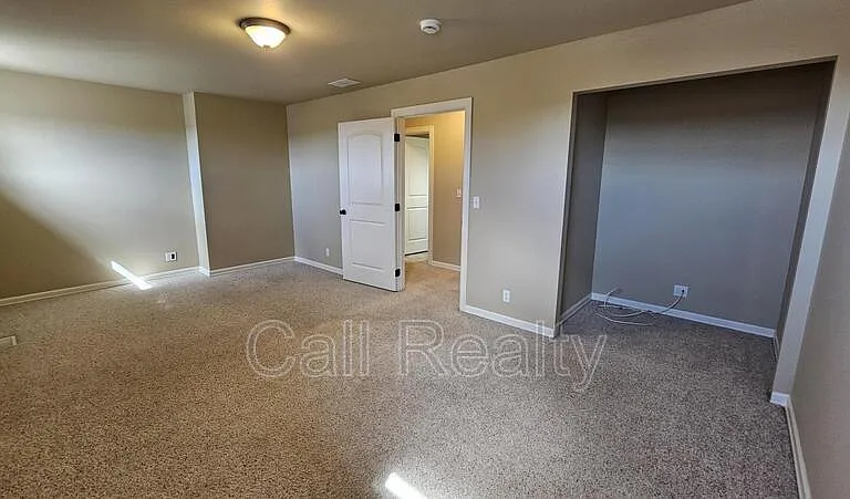 7813 S Parway Ln — Photo 10