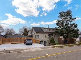 79 25th St #4, Toronto, ON