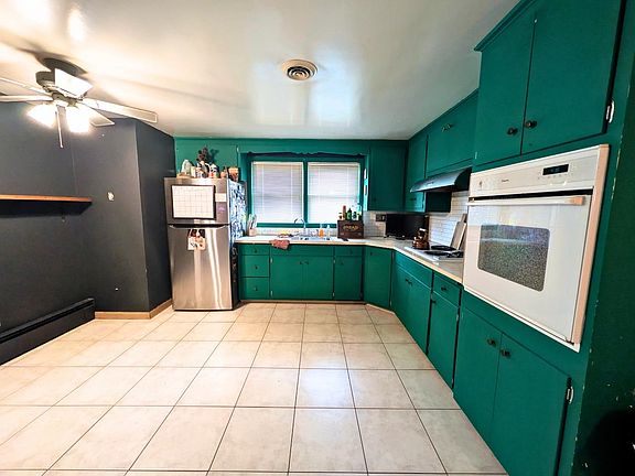 5th image of 147 Hilltop Dr