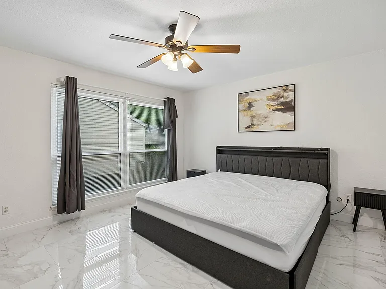 2601 Augusta Dr #14 — Photo 6