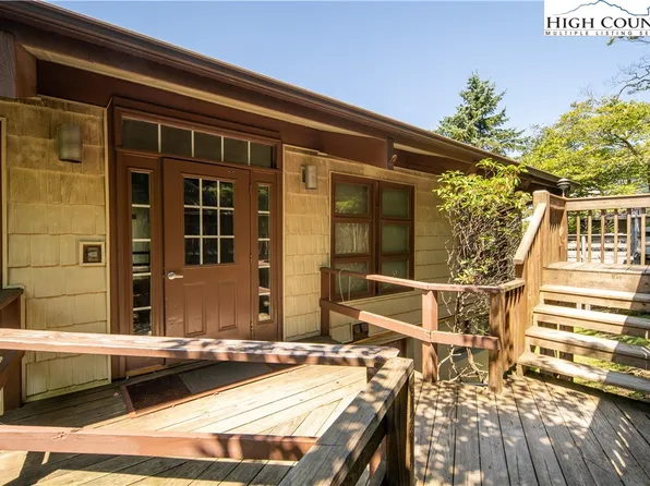 100 Skiway Road #4, Beech Mountain, NC 28604