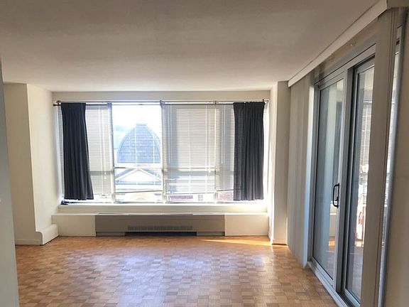 2nd image of 224 W Rittenhouse Sq #815A