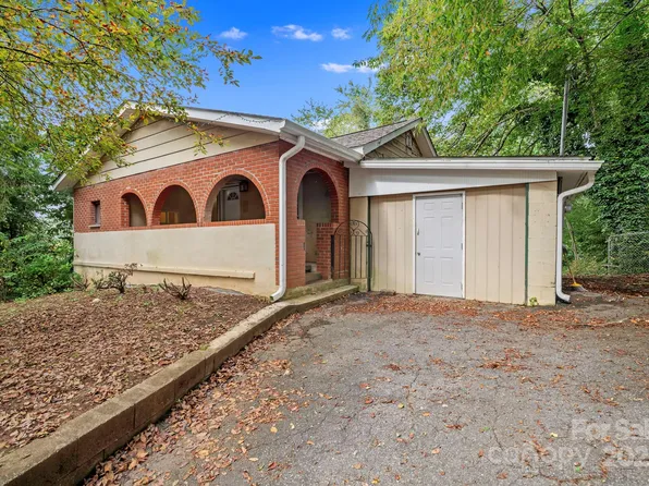 50 Main St, Asheville, NC 28803