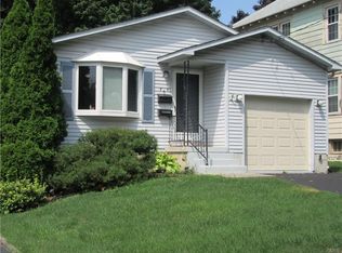 424 Ridgewood Dr, Syracuse, NY 13206