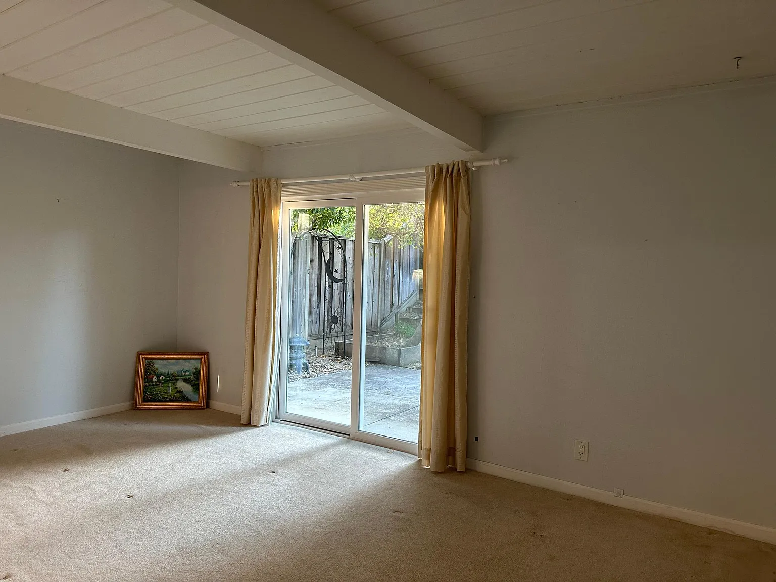 4 bed, 1516 sqft, $5,700 — Photo 3