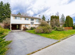 22967 Storey Ave, Maple Ridge, BC V2X 3V9