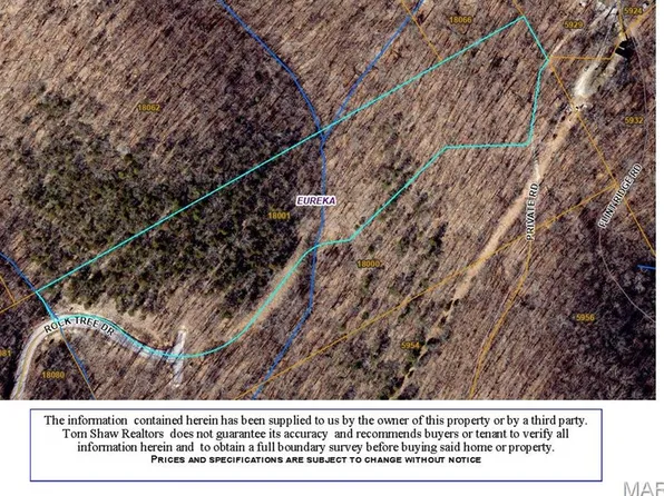 18001 Rock Tree Dr, Pacific, MO 63069