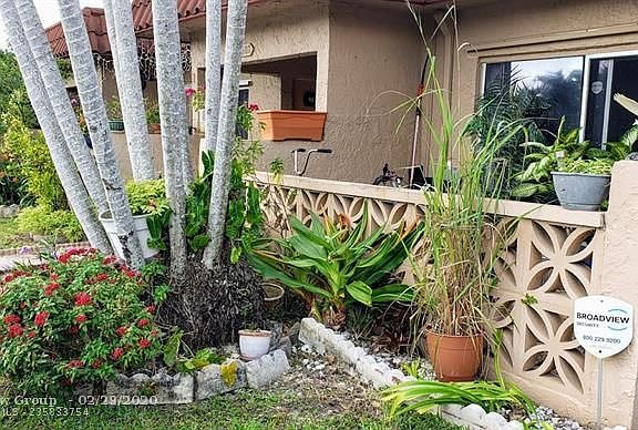 5th image of 2305 SW 81st Ter #3