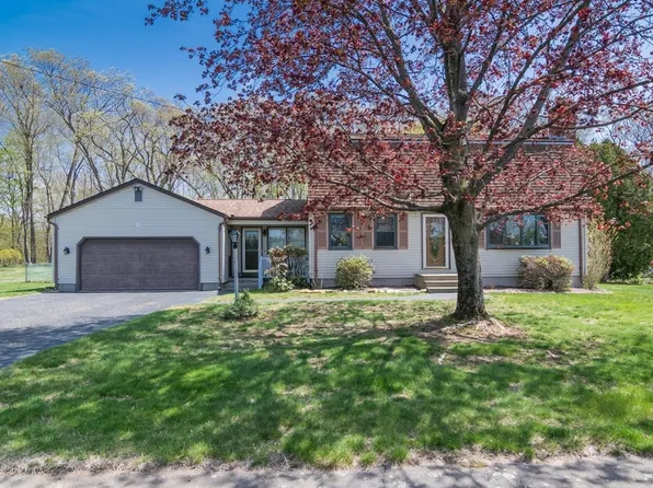 72 Vassar Rd, Feeding Hills, MA 01030