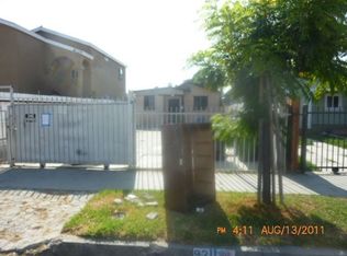 9211 S San Pedro St, Los Angeles, CA 90003