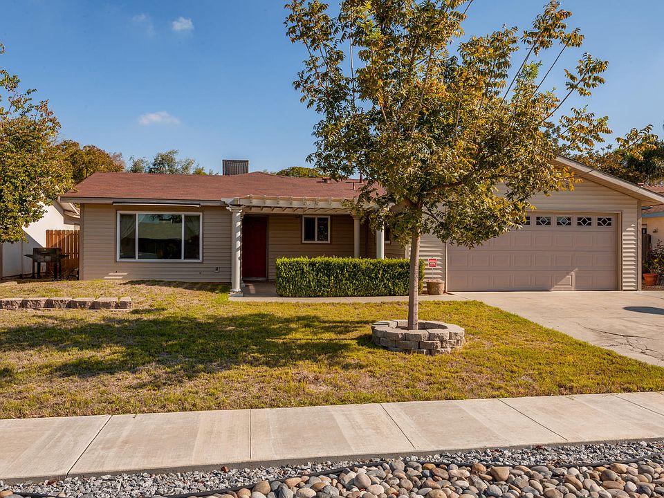 1st image of 2865 Julia Cir