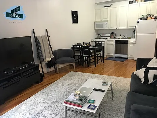 Rented by Fifth & Forever LLC | media 29