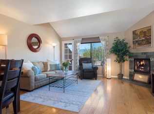 1050 Vista Del Pueblo APT 2, Santa Barbara, CA 93101