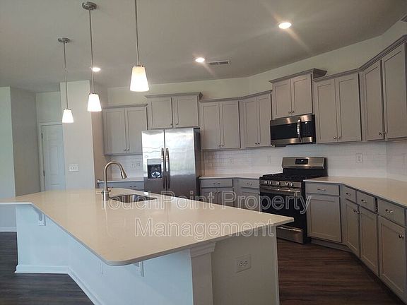4th image of 15009 Moulin Court Dr