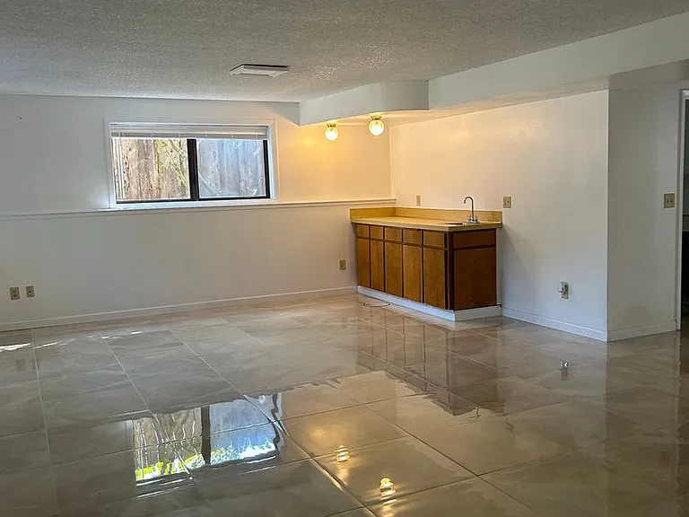 2774 Jessica Cir — Photo 34