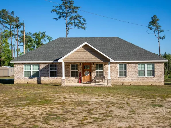333 E Gillis St, Mount Vernon, GA 30445