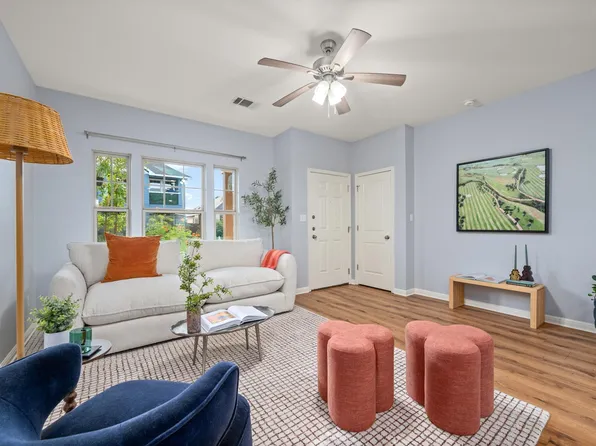 4616 Esper Ln #338, Austin, TX 78725