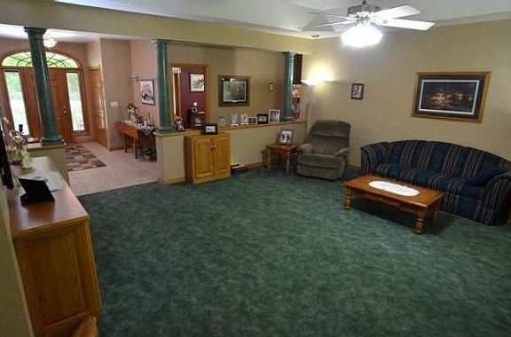 3rd image of 1912 Susie Dr