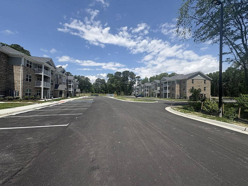 1st image of 1144 Portsmouth Blvd #3BR-80