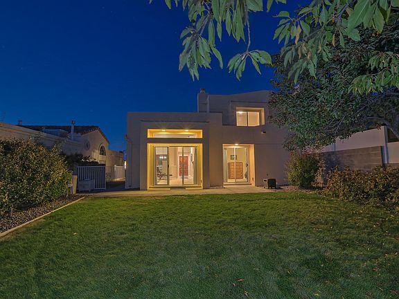 4th image of 11216 Malaguena Ln NE