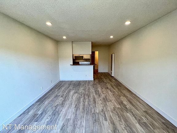 4th image of 3746 S Canfield Ave APT 6