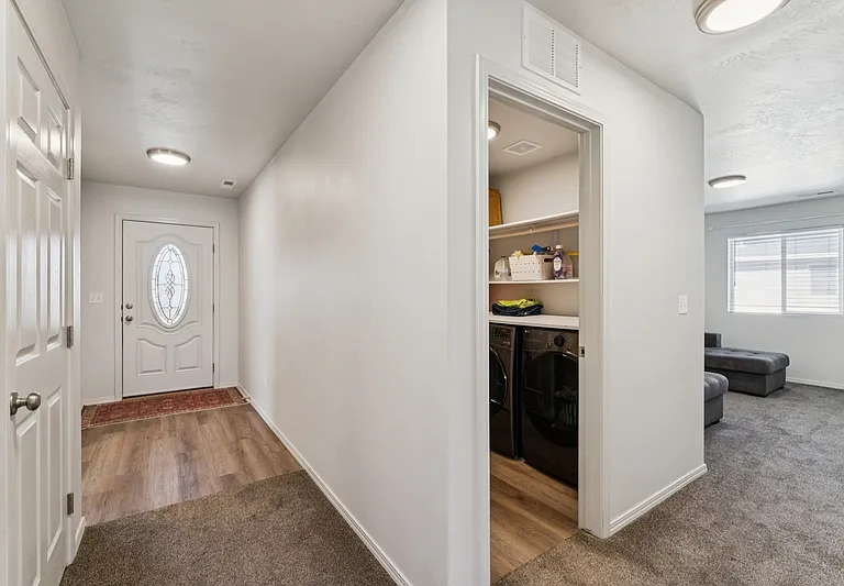 8316 E Conant St — Photo 27