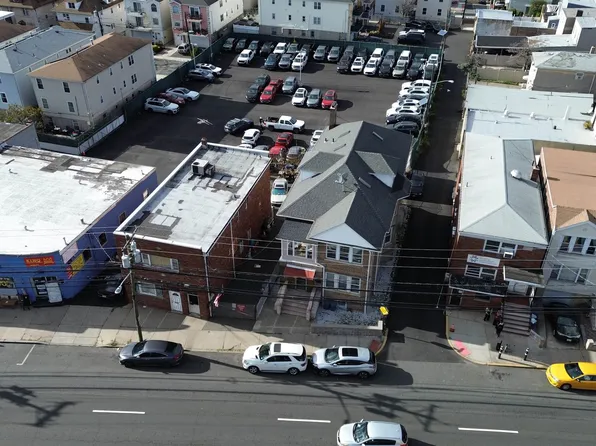 7073 Kennedy Boulevard image 48 of 49