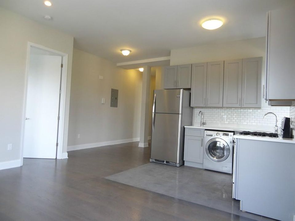 2nd image of 1552 President St APT 1B