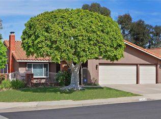 6701 E Johnstown Cir, Anaheim, CA 92807