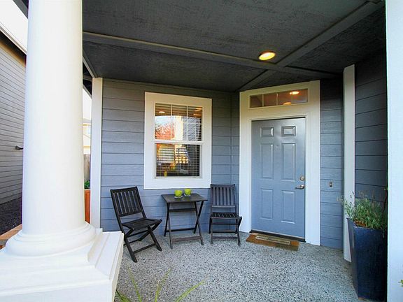 2nd image of 25142 SE 43rd Pl