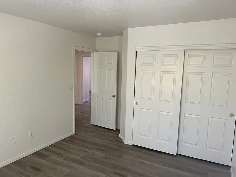 10296 Magnolia Tree Ave — Photo 8