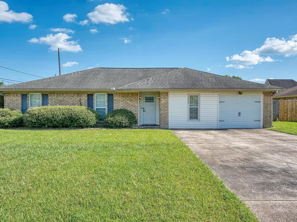 4225 Coolidge St, Beaumont, TX 77706