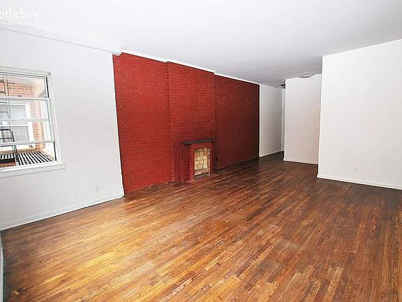 2nd image of 41 W 71st St APT 3B