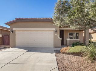 975 W Heatherwood St, San Tan Valley, AZ 85140