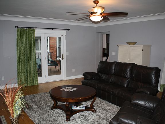 5th image of 424 W Washington St