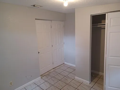 360 W 16th Way Photo 1