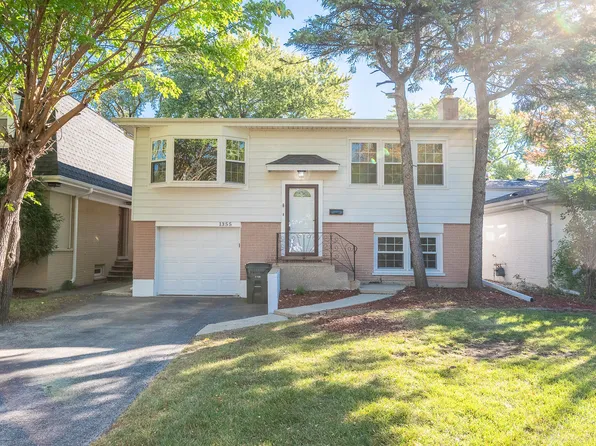 1355 S Dunton Ave, Arlington Heights, IL 60005