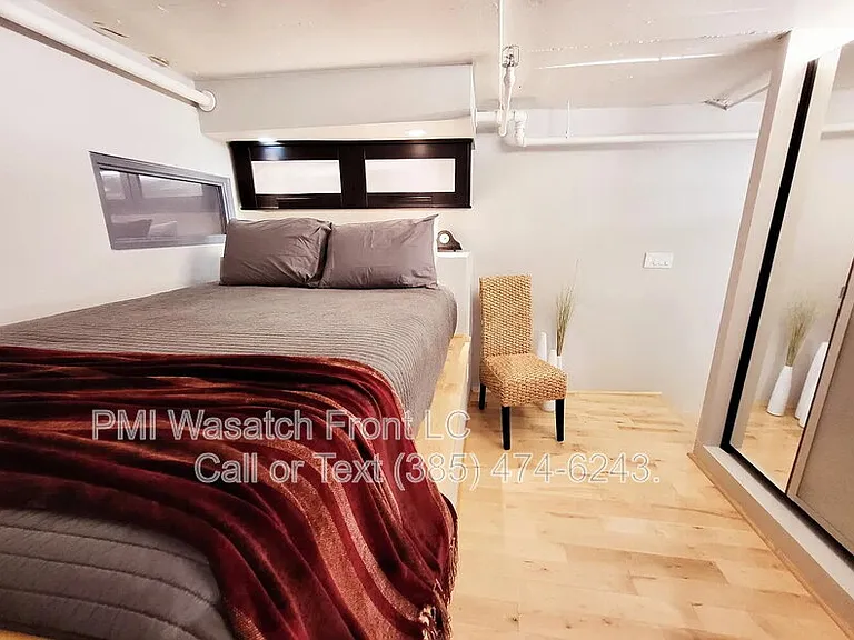 163 W 200 S #204 — Photo 9