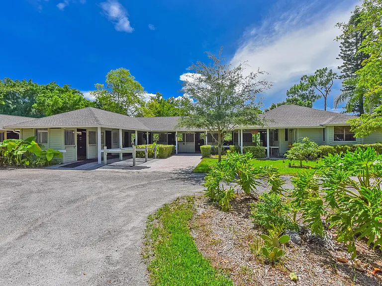 2040 Appaloosa Trl — Photo 14